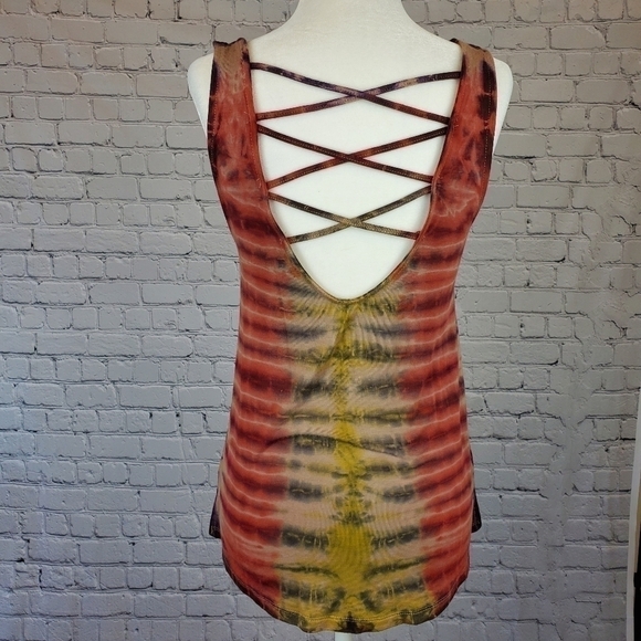 TYE Dye Tank Top sz. Small - Picture 2 of 6